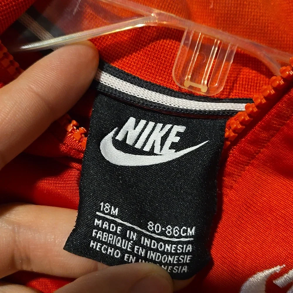 Nike Toddler Boys Logo Taping Full Zip Jacket and Pants 2 Piece Set 18M - Picture 9 of 12